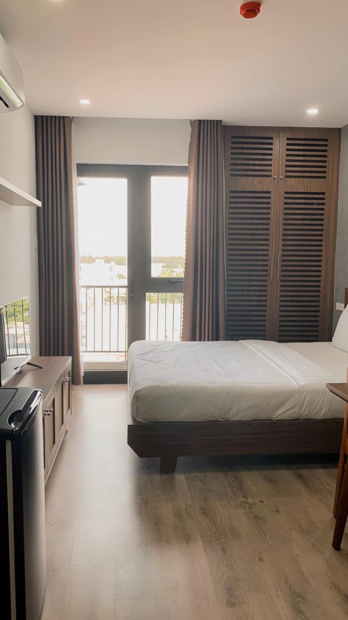 Lala Apartment And Hotel Дананг Екстериор снимка