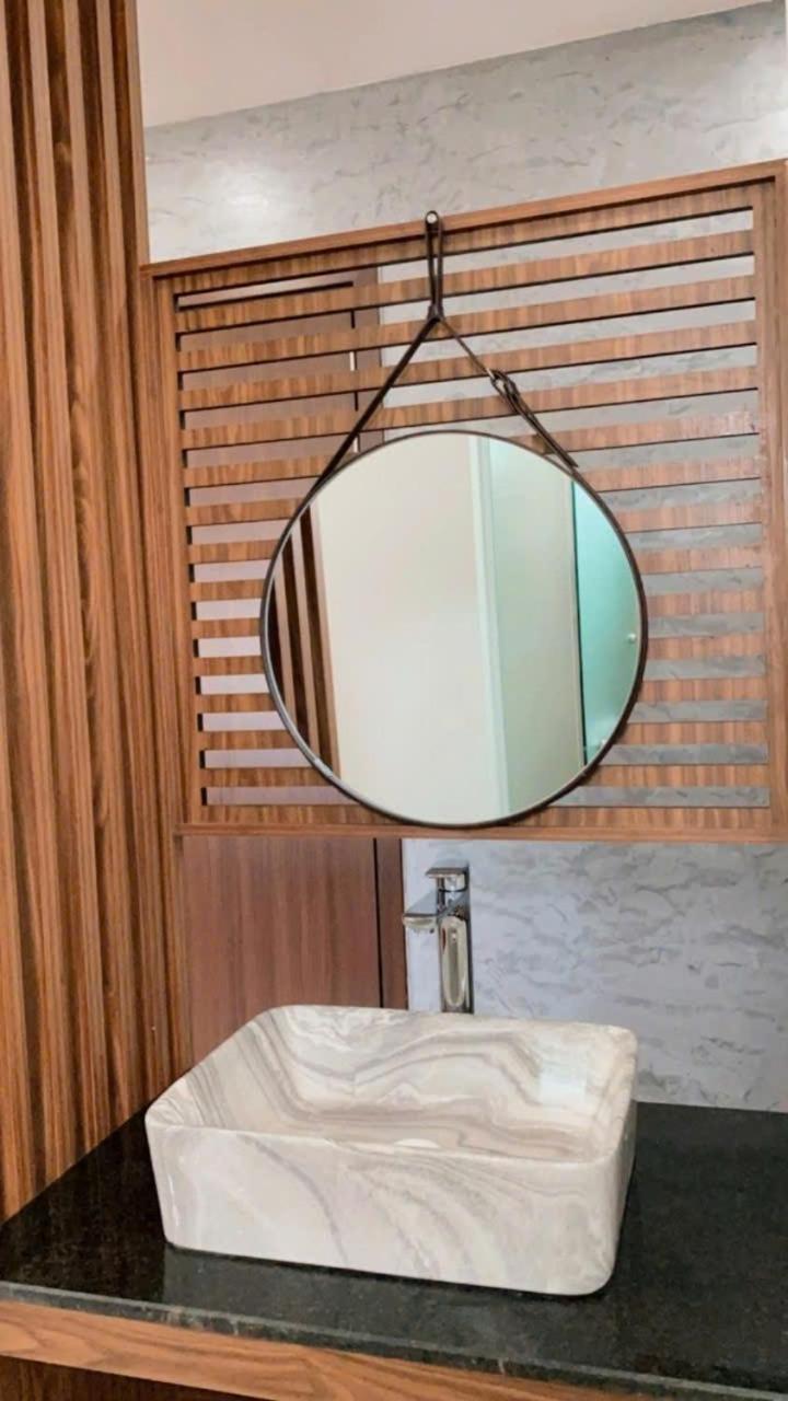 Lala Apartment And Hotel Дананг Екстериор снимка